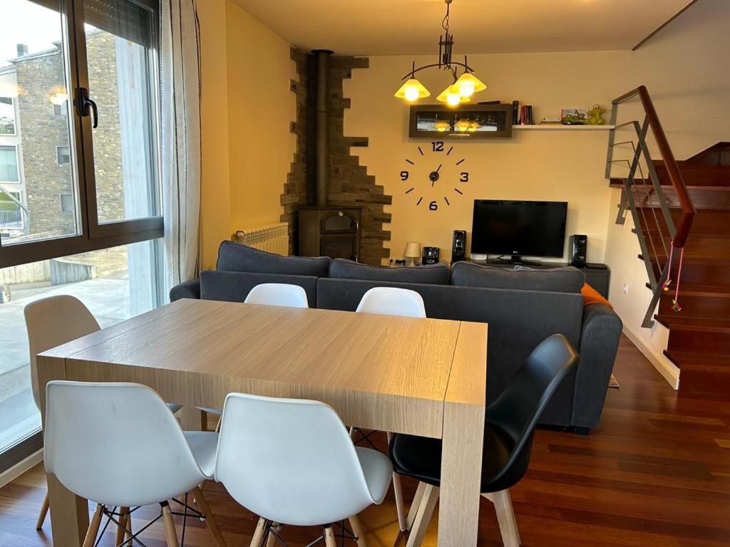 Apartamento Cosy. Bonito Y Acogedor Duplex Latas ภายนอก รูปภาพ